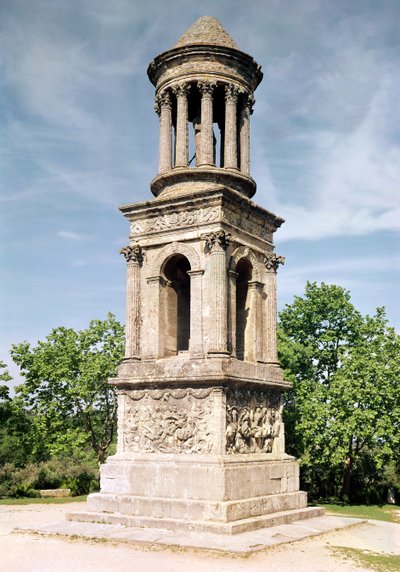 Mausolée de la famille Julii, vers 30-20 av. J.-C. - Roman